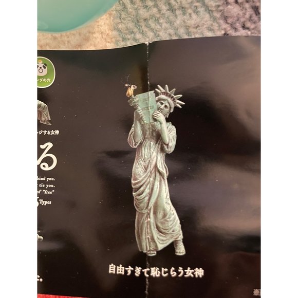 Statue of Liberty Action Figure 6 Kinds Creative Spoof Model Desktop Ornament - Picture 5 of 11